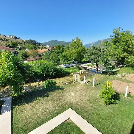 Kuca-villa Pored Rijeke I Jezera Celebici *