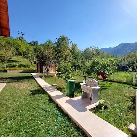 Villa Kuca-villa Pored Rijeke I Jezera Celebici *
